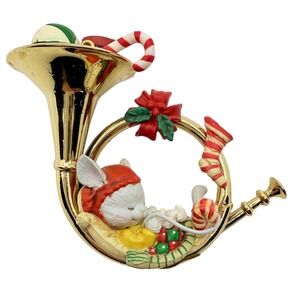 Vintage Summit Heirloom Collection "Not A Creature Was Stirring" Dated 1990